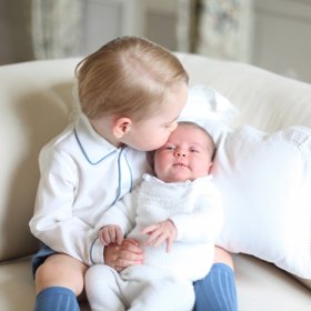 Staňte se au-pair a jezděte do zahraničí hlídat děti (nejlepší samozřejmě je, když se navíc dostanete do rodiny, která hodně cestuje).