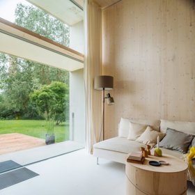 Jejich interiéry jsou zařízeny nábytkem od estonské společnosti Floyd IFS.