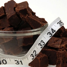 Jak ukázala například studie provedená na Telavivské univerzitě, tato pochoutka mimo jiné usnadňuje hubnutí.