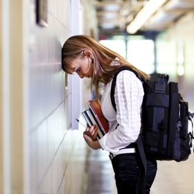 Prezentujete až za týden, ale jste ve stresu už nyní? Desatero doktora Angharada Rudkina vám pomůže.