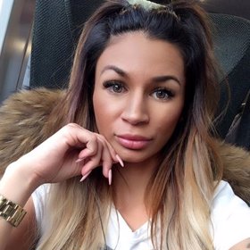 Co na paní Adelinu říkáte vy?