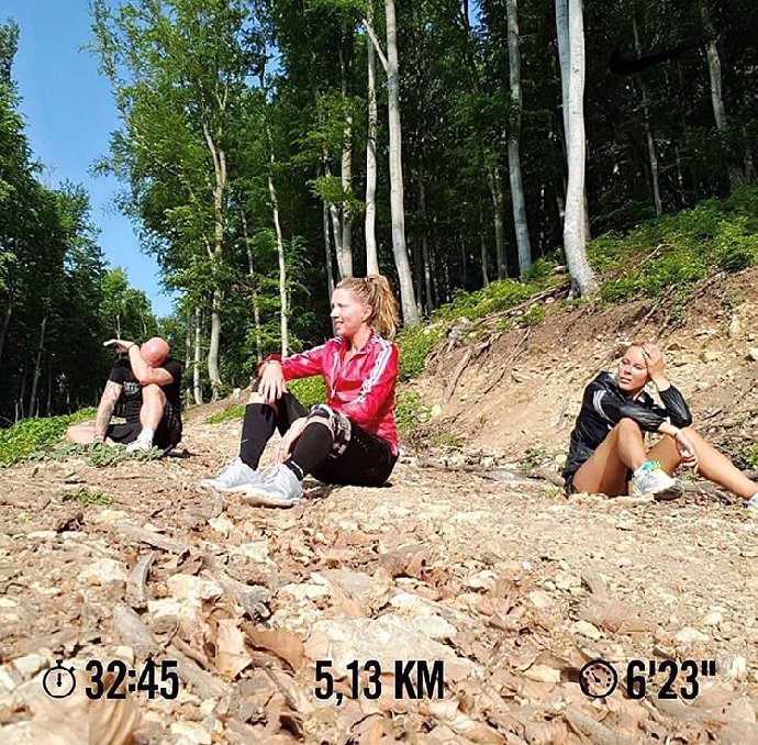 FOTO: Krainová si dala pořádně do těla. – stránka 1086