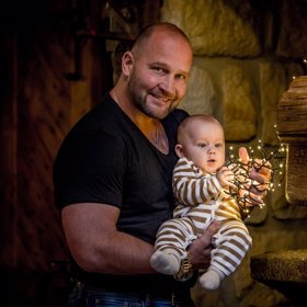 Jiří Šlégr je šťastný otec.