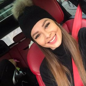 Lamborghini Huracan Evo není žádná levná záležitost, s doplňkovou výbavou může stát přes 6 milionů korun.