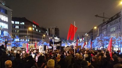 FOTO: Demonstrace proti Andreji Babišovi začala v 18 hodin.