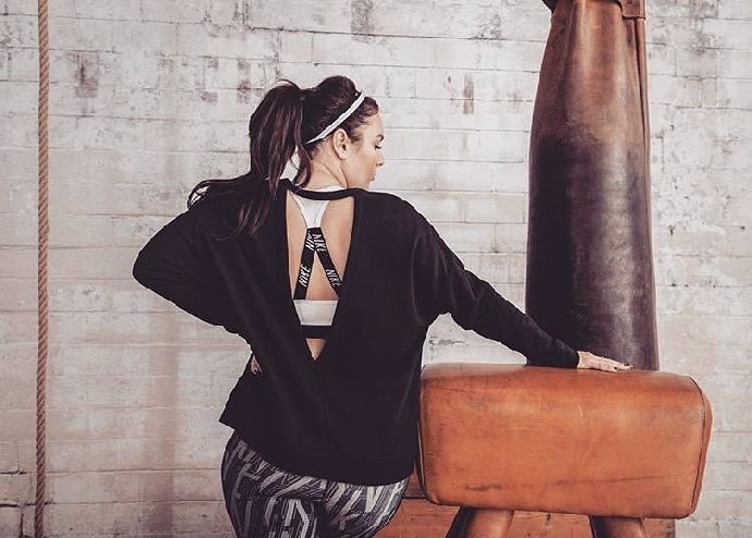 FOTO: Ewa je na sebe pyšná... – stránka 989