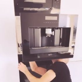 Pořídila si kávovar za téměř 50 tisíc.