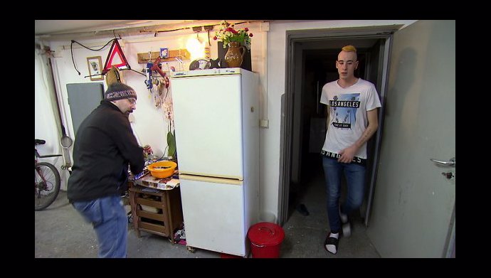 FOTO: V domácnosti žije několik dětí. – stránka 2237