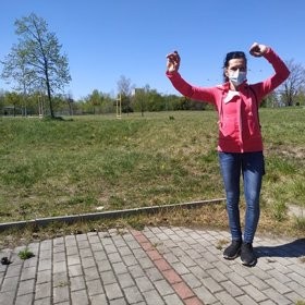 Emocemi nešetřila.