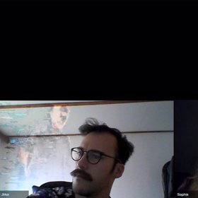 Stalker půjde během hry i po vás.