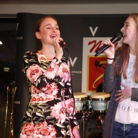 Co mu přejí k narozeninám?