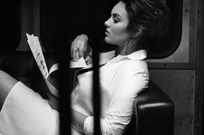 FOTO: Ewa je krásná žena. – stránka 1024