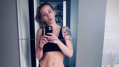 FOTO: Agáta Hanychová šla s kůží na trh.