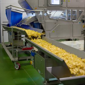 Firma prošla dvěma výrobními areály a na podzim 2019 byla spuštěna produkce ve zcela novém areálu.