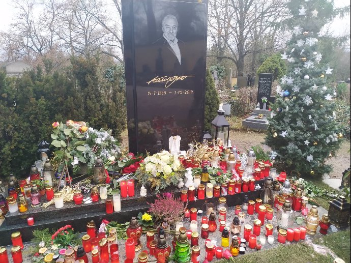 Foto k tématu Karel Gott – stránka 505