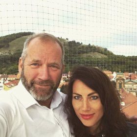 David Koller už je dědečkem, teď je i znovu tatínkem.