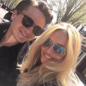 Oba jsou do sebe zamilovaní a to je hlavní.