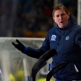 Z kouče se u fanoušků reprezentace rázem stal nepřítel číslo jedna.