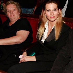 Zda o tom ví Ivana Gottová, to zatím není jasné.