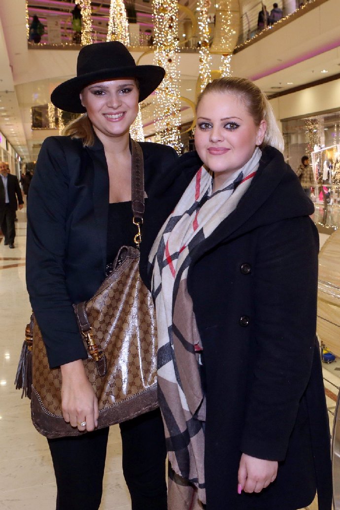 Foto k tématu Charlotte Štiková – stránka 877