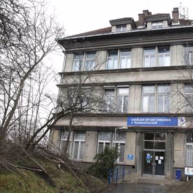 Ta se ovšem již delší dobu nachází v žalostném stavu, což dokazuje už jen pohled na ni zvenčí.