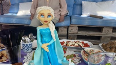 FOTO: Mia dostala krásný dort.