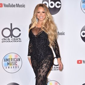 Mariah Carey je známá zpěvačka.