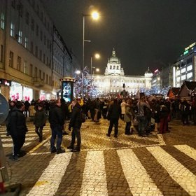 Policie uzavře některé ulice.