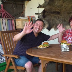 Mamánek Pája se pochlubil rodinkou.