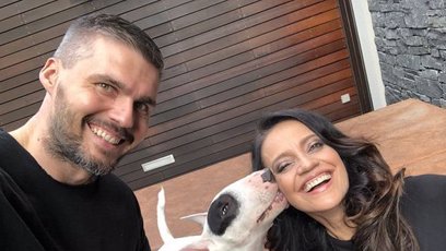 FOTO: Lucie Bílá psa možná zavírá do klece.