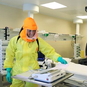 Nemocnice je neprodyšně uzavřena.