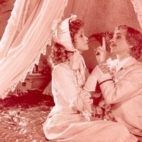 Úspěch slavil také snímek Krvavý román. Získal tři České lvy - za nejlepší kameru, střih a výtvarný počin.