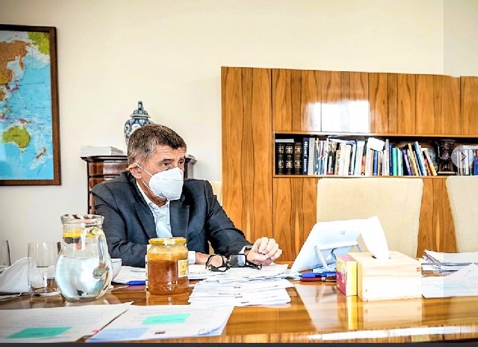 FOTO: Andrej Babiš. – stránka 1499