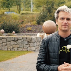 Julian Záhorovský to ale vidí jinak. Dostihy by zakázal úplně, vadí mu obtížné překážky.