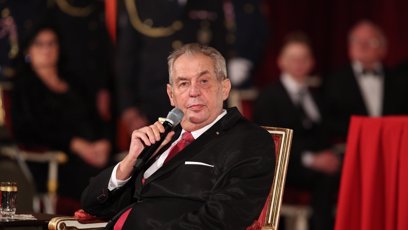 FOTO: Miloš Zeman čelí kritice za svůj projev ke kauze Vrbětice, a také za nevhodné chování k moderátorce Terezii Tománkové.