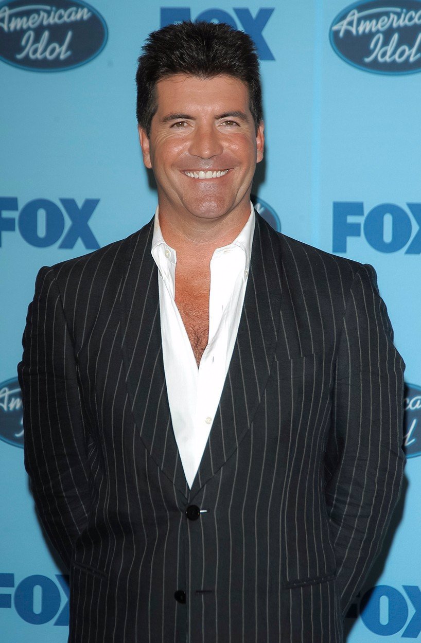 Simon Cowell byl porotcem v X Factoru.