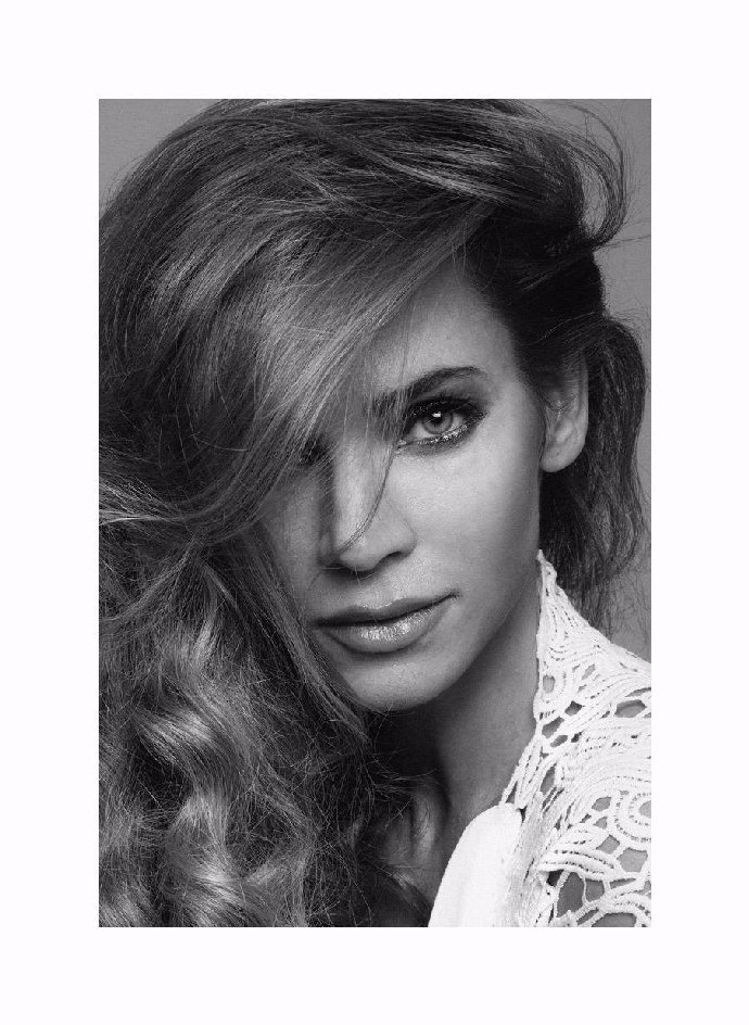 FOTO: Andrea Verešová patří mezi hvězdy československého modelingu. – stránka 1017