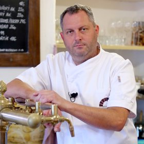 Václav Frič patří mezi přední české gastronomy.