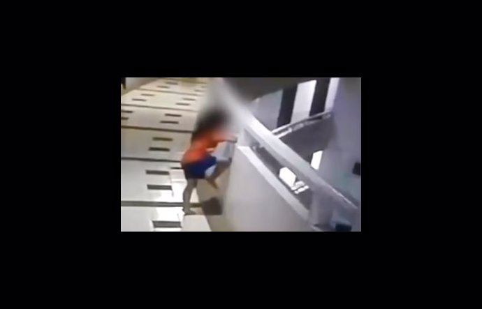 Foto k tématu náměsíčnost – stránka 2