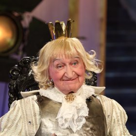 Před dvanácti lety se Miloš Nesvadba opět navlékl do kostýmu z Pyšné princezny.