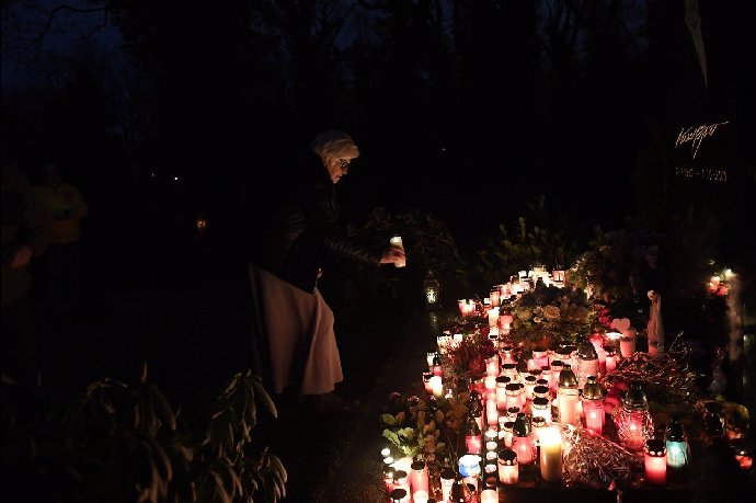 Foto k tématu Karel Gott – stránka 540