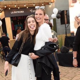 Modelka Karolína Kokešová ukázala parádní outfit.