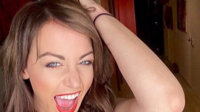 FOTO: Z nové barvy vlasů je nadšená.