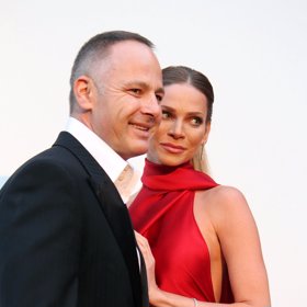 S maželem tvoří krásný pár.