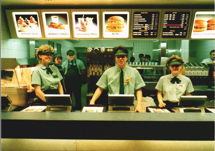 Foto k tématu McDonald's – stránka 24