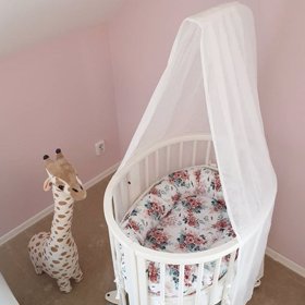 Tady bude novorozená dcerka Krause spinkat.