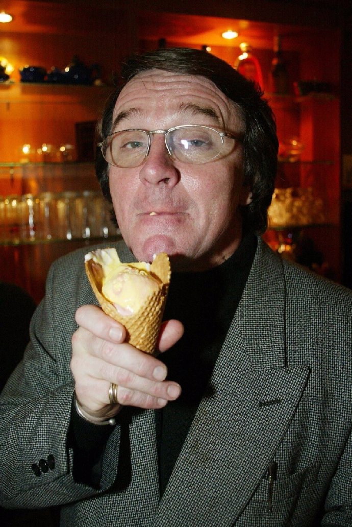 Foto k tématu Vlastimil Harapes – stránka 193