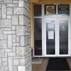 Své poslední chvíle strávila Nataša Gollová sama v domově důchodců v Krči.