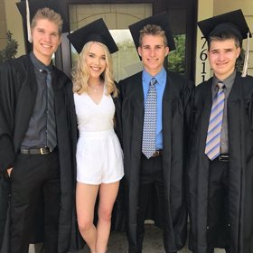 Takhle vypadají čtyřčata dnes.