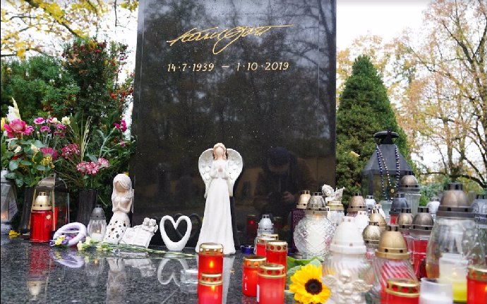 Foto k tématu Karel Gott – stránka 418